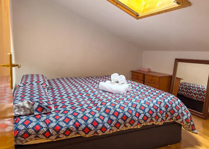 Val De Llous 14 * Sainte-Léocadie