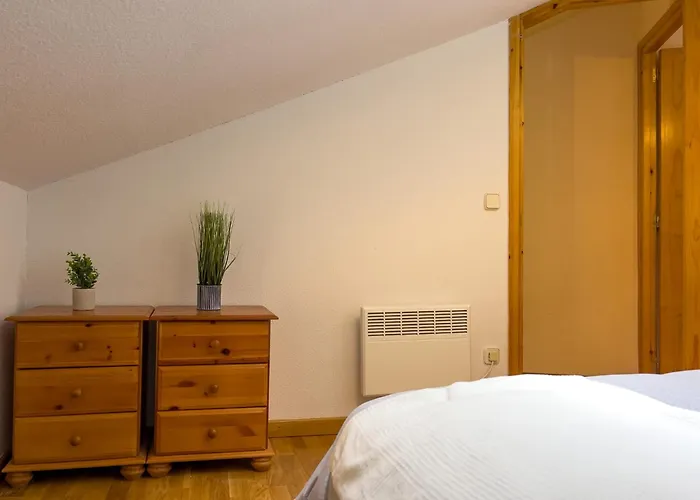 Val De Llous 14 * Sainte-Léocadie